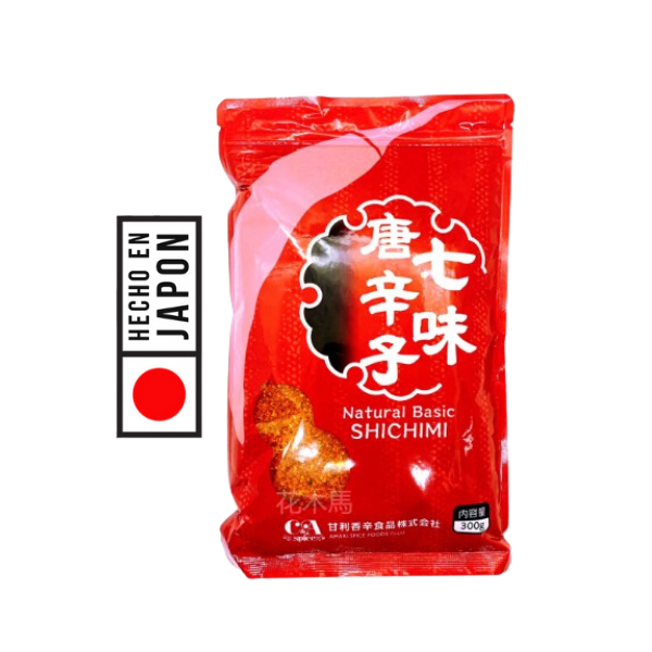 SICHIMI es un condimento típico de la comida Japonesa. AHORA EN CHILE. Conocido también como NANAMI TOGARASHI. 100 % JAPONES. Es una mezcla de 7 Especias.